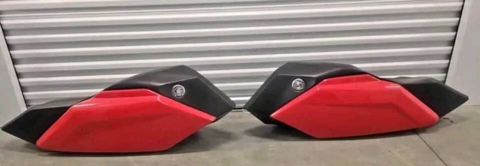 Polaris Slingshot Corbin Saddlebags